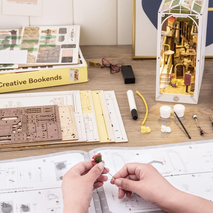Kit de construction en bois Book Nook – Sunshine Town 