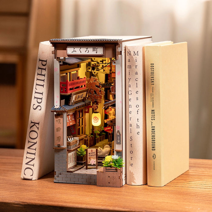 Kit de construcción de madera Book Nook – Callejón del vino de Sakura 