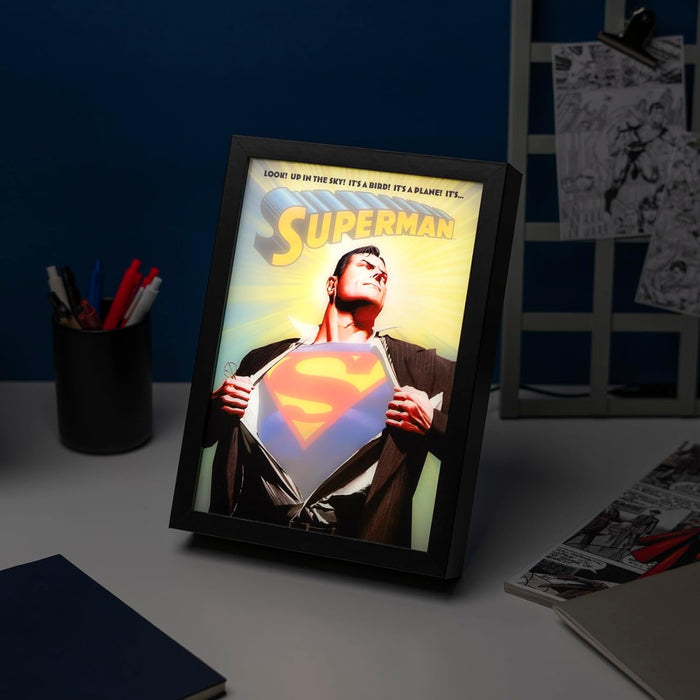 23334_superman-LED-picture-with-frame-main2.jpg