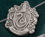 Harry Potter Slytherin Krawatte mit Hauswappen-Pin
