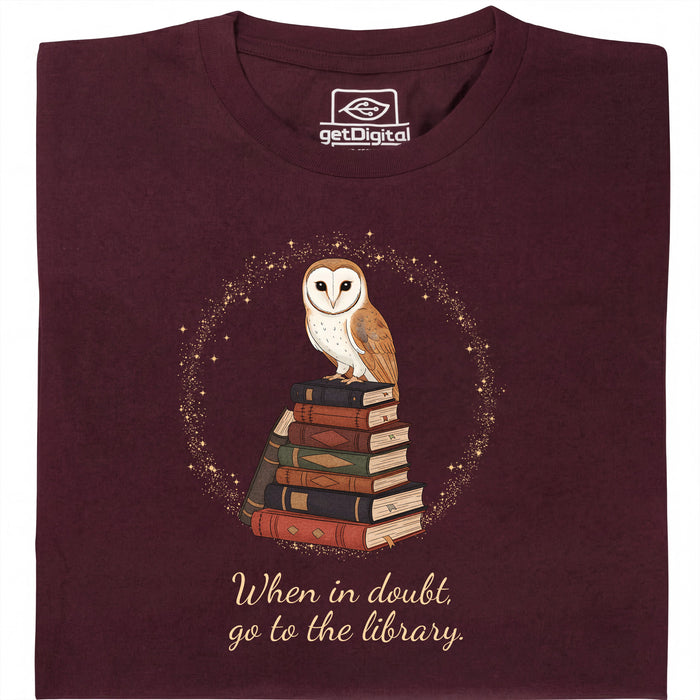 When in doubt, go to the library - Vista principale T-Shirt Rosso Scuro