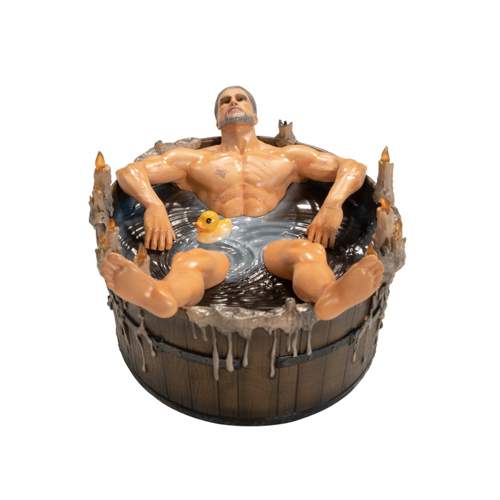 The Witcher Sammelfigur Geralt in der Badewanne – Ansicht von vorn