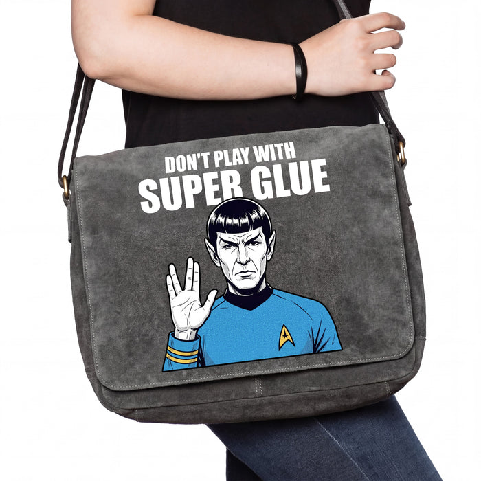 Don't Play With Super Glue - Tas