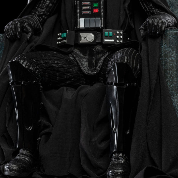 Star Wars statua di Darth Vader sul trono