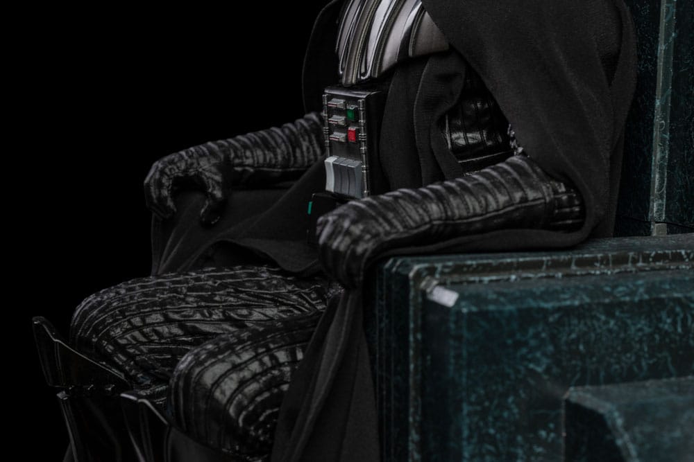 Star Wars statua di Darth Vader sul trono