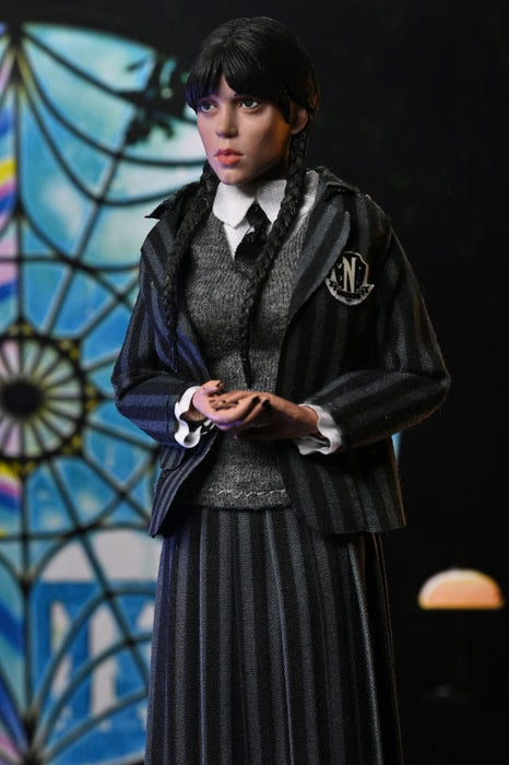 Wednesday Figurines Wednesday Addams et Enid